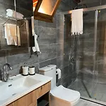 The Stone Castle Boutique Otel Ağaçlı