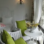 The Stone Castle Boutique Ağaçlı
