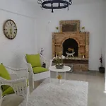 The Stone Castle Boutique 4* Ağaçlı
