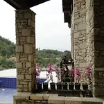 Otel The Stone Castle Boutique 4*