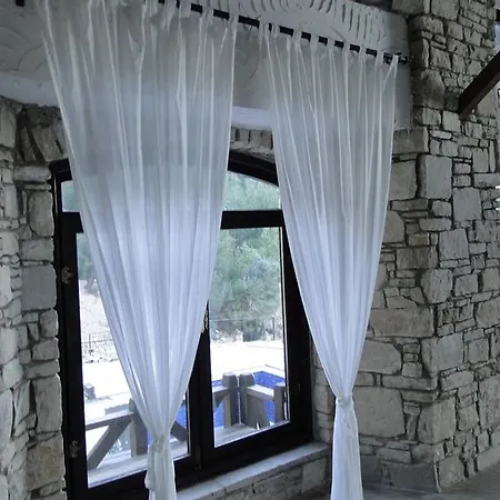 ホテル The Stone Castle Boutique 4*