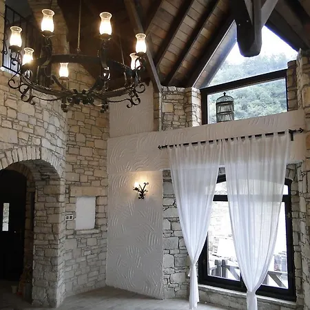 ホテル The Stone Castle Boutique 4*