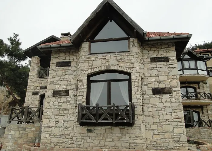 The Stone Castle Boutique 4* Ağaçlı