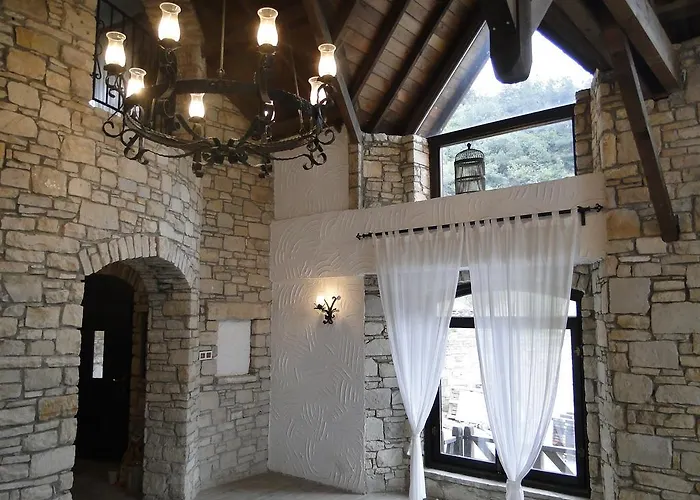 فندق The Stone Castle Boutique 4*