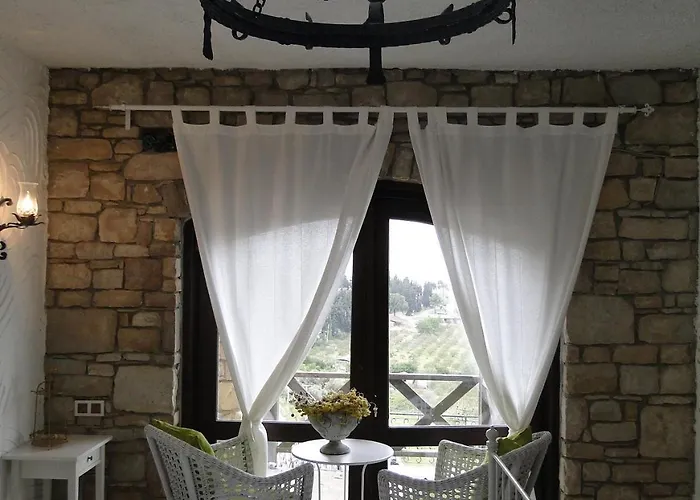 The Stone Castle Boutique فندق 4*