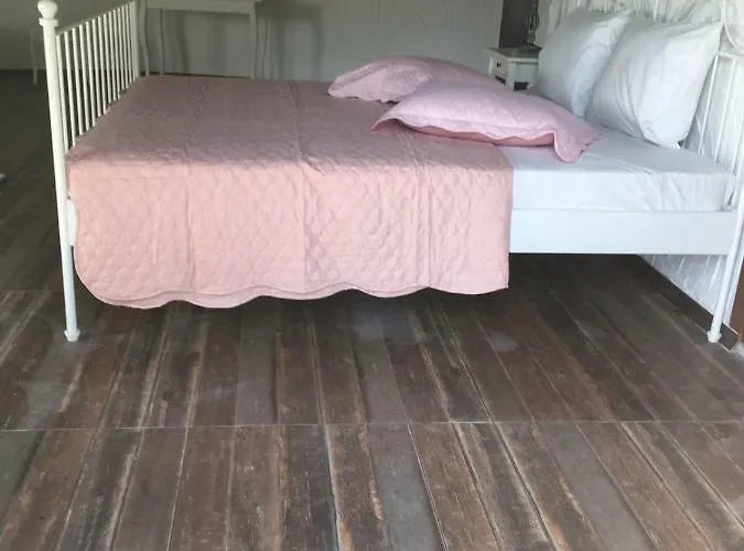 فندق The Stone Castle Boutique 4*