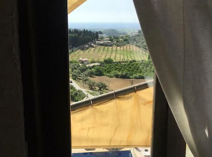 The Stone Castle Boutique 4* Ağaçlı