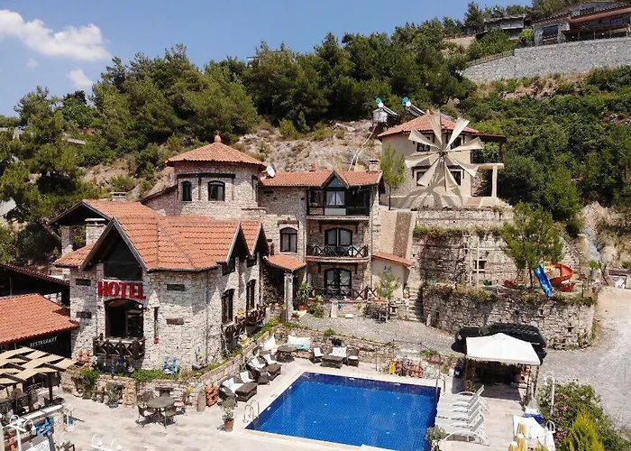 The Stone Castle Boutique 4* Ağaçlı